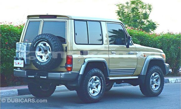 Buy Import Toyota Land Cruiser Beige Car in Import - Dubai in Aragatsotn Buy Import Toyota Land Cruiser Beige Car in Import - Dubai in Aragatsotn