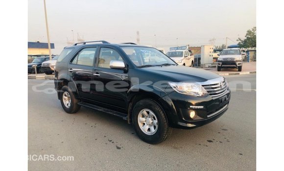 Buy Import Toyota Fortuner Black Car in Import - Dubai in Aragatsotn Buy Import Toyota Fortuner Black Car in Import - Dubai in Aragatsotn