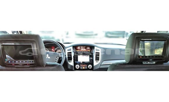Buy Import Mitsubishi Pajero White Car in Import - Dubai in Aragatsotn Buy Import Mitsubishi Pajero White Car in Import - Dubai in Aragatsotn
