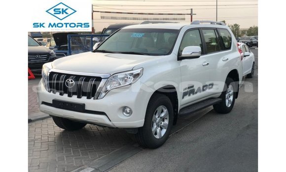 Buy Import Toyota Prado White Car in Import - Dubai in Aragatsotn