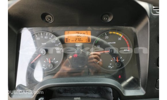 Buy Import Mitsubishi Carisma White Car in Import - Dubai in Aragatsotn