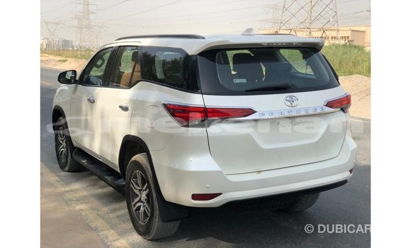 Buy Import Toyota Fortuner White Car in Import - Dubai in Aragatsotn Buy Import Toyota Fortuner White Car in Import - Dubai in Aragatsotn