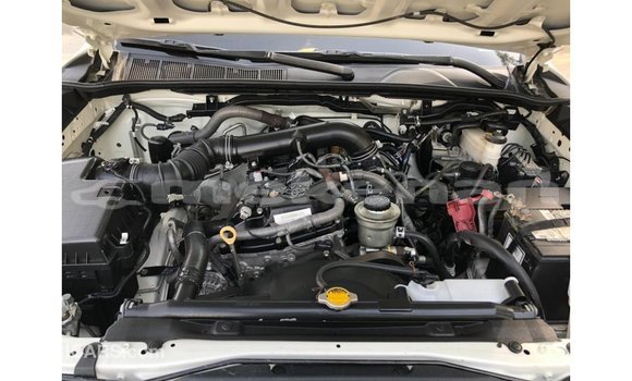 Buy Import Toyota Fortuner White Car in Import - Dubai in Aragatsotn Buy Import Toyota Fortuner White Car in Import - Dubai in Aragatsotn