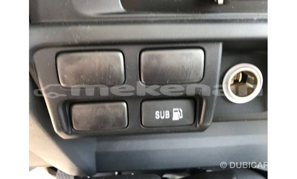 Buy Import Toyota Land Cruiser White Car in Import - Dubai in Aragatsotn Buy Import Toyota Land Cruiser White Car in Import - Dubai in Aragatsotn