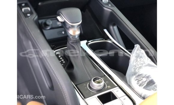 Buy Import Kia Carens White Car in Import - Dubai in Aragatsotn Buy Import Kia Carens White Car in Import - Dubai in Aragatsotn