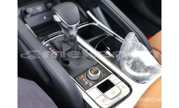 Buy Import Kia Carens White Car in Import - Dubai in Aragatsotn Buy Import Kia Carens White Car in Import - Dubai in Aragatsotn