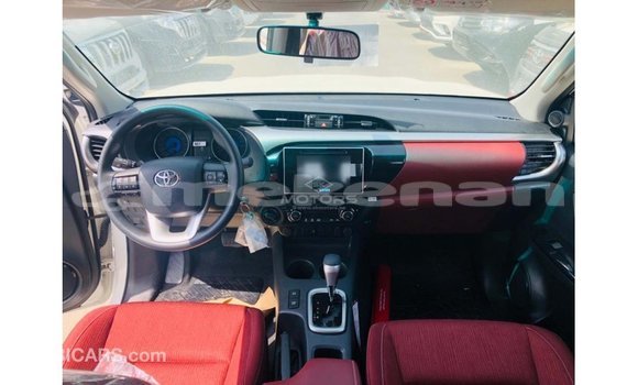 Buy Import Toyota Hilux White Car in Import - Dubai in Aragatsotn Buy Import Toyota Hilux White Car in Import - Dubai in Aragatsotn