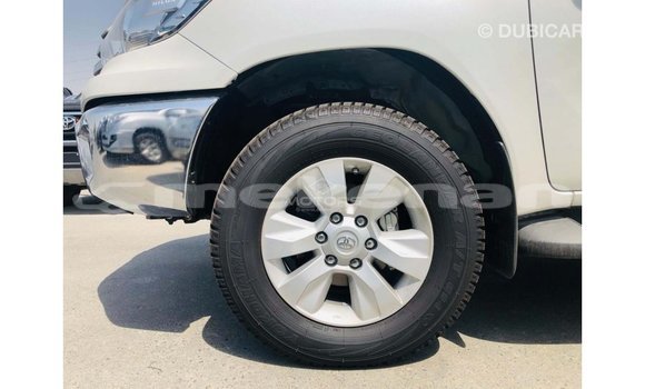 Buy Import Toyota Hilux White Car in Import - Dubai in Aragatsotn Buy Import Toyota Hilux White Car in Import - Dubai in Aragatsotn
