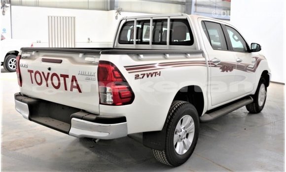Buy Import Toyota Hilux White Car in Import - Dubai in Aragatsotn Buy Import Toyota Hilux White Car in Import - Dubai in Aragatsotn