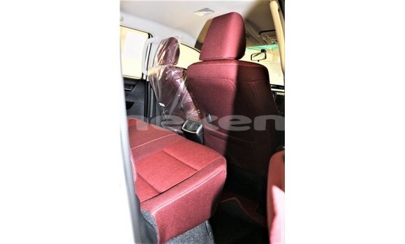 Buy Import Toyota Hilux White Car in Import - Dubai in Aragatsotn Buy Import Toyota Hilux White Car in Import - Dubai in Aragatsotn
