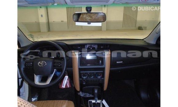 Buy Import Toyota Fortuner White Car in Import - Dubai in Aragatsotn Buy Import Toyota Fortuner White Car in Import - Dubai in Aragatsotn