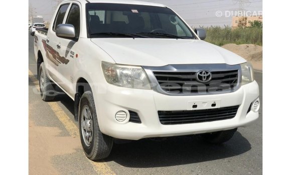 Buy Import Toyota Hilux White Car in Import - Dubai in Aragatsotn Buy Import Toyota Hilux White Car in Import - Dubai in Aragatsotn