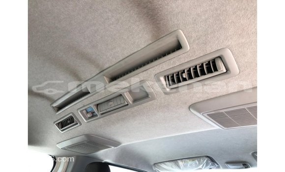 Buy Import Toyota Hiace White Car in Import - Dubai in Aragatsotn Buy Import Toyota Hiace White Car in Import - Dubai in Aragatsotn