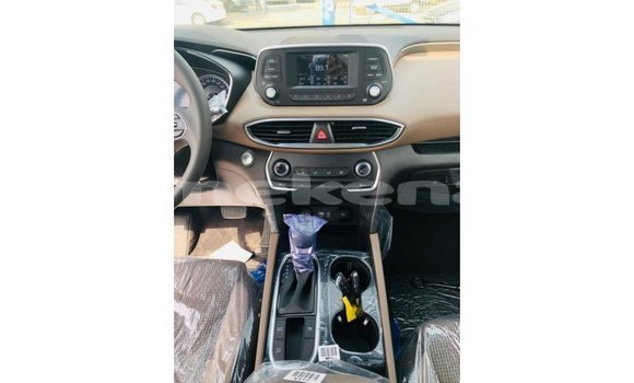 Buy Import Hyundai Santa Fe Green Car in Import - Dubai in Aragatsotn Buy Import Hyundai Santa Fe Green Car in Import - Dubai in Aragatsotn