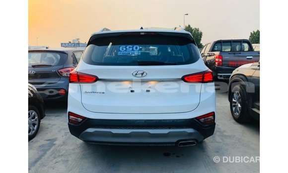 Buy Import Hyundai Santa Fe White Car in Import - Dubai in Aragatsotn Buy Import Hyundai Santa Fe White Car in Import - Dubai in Aragatsotn