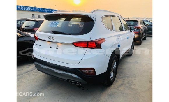 Buy Import Hyundai Santa Fe White Car in Import - Dubai in Aragatsotn Buy Import Hyundai Santa Fe White Car in Import - Dubai in Aragatsotn