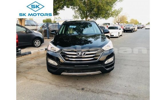 Buy Import Hyundai Santa Fe Black Car in Import - Dubai in Aragatsotn