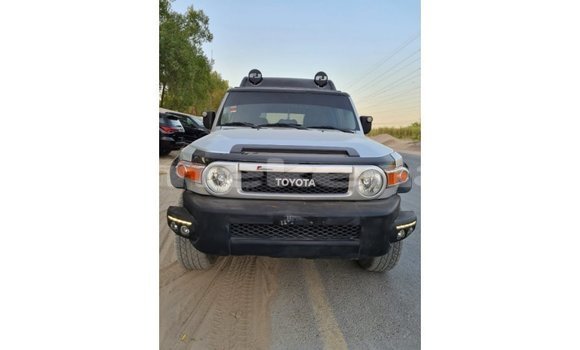 Buy Import Toyota FJ Cruiser Other Car in Import - Dubai in Aragatsotn Buy Import Toyota FJ Cruiser Other Car in Import - Dubai in Aragatsotn