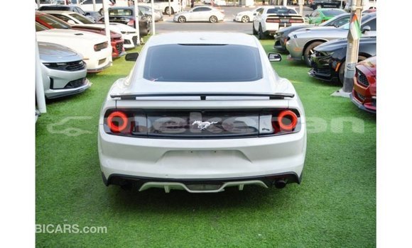 Buy Import Ford Mustang White Car in Import - Dubai in Aragatsotn Buy Import Ford Mustang White Car in Import - Dubai in Aragatsotn