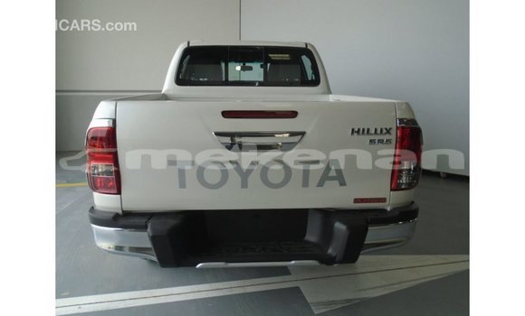 Buy Import Toyota Hilux White Car in Import - Dubai in Aragatsotn Buy Import Toyota Hilux White Car in Import - Dubai in Aragatsotn