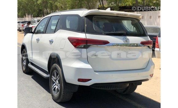 Buy Import Toyota Fortuner White Car in Import - Dubai in Aragatsotn Buy Import Toyota Fortuner White Car in Import - Dubai in Aragatsotn
