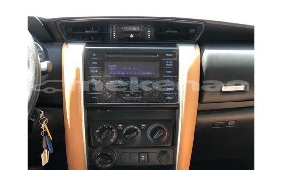 Buy Import Toyota Fortuner White Car in Import - Dubai in Aragatsotn Buy Import Toyota Fortuner White Car in Import - Dubai in Aragatsotn