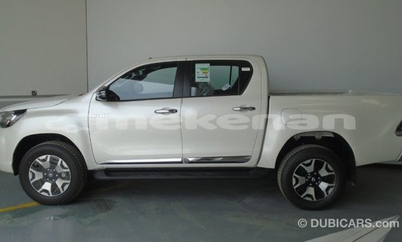 Buy Import Toyota Hilux White Car in Import - Dubai in Aragatsotn Buy Import Toyota Hilux White Car in Import - Dubai in Aragatsotn