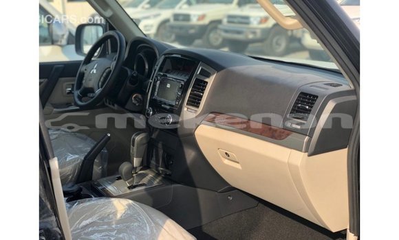 Buy Import Mitsubishi Pajero Black Car in Import - Dubai in Aragatsotn Buy Import Mitsubishi Pajero Black Car in Import - Dubai in Aragatsotn