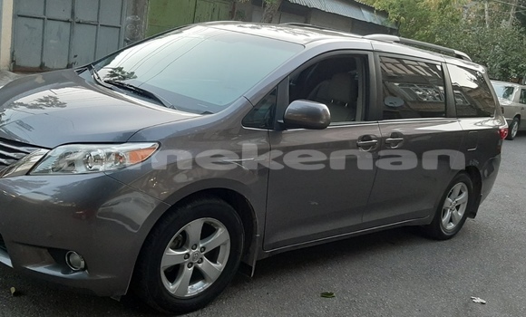Buy Used Toyota Sienna Other Car in Yerevan in Yerevan Buy Used Toyota Sienna Other Car in Yerevan in Yerevan
