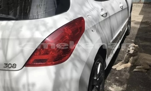Buy Used Peugeot 308 White Car in Yerevan in Yerevan Buy Used Peugeot 308 White Car in Yerevan in Yerevan