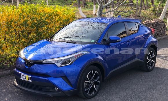 Buy Used Toyota C-HR Blue Car in Yerevan in Yerevan Buy Used Toyota C-HR Blue Car in Yerevan in Yerevan