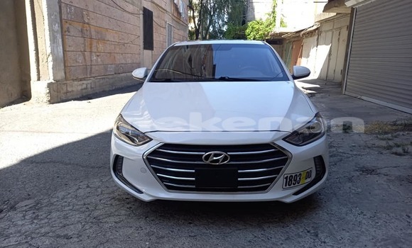 Buy Used Hyundai Elantra White Car in Yerevan in Yerevan Buy Used Hyundai Elantra White Car in Yerevan in Yerevan