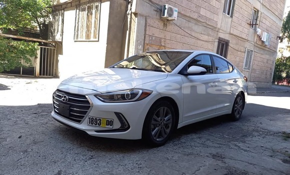 Buy Used Hyundai Elantra White Car in Yerevan in Yerevan Buy Used Hyundai Elantra White Car in Yerevan in Yerevan