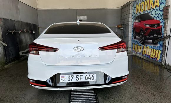 Buy Used Hyundai Elantra White Car in Yerevan in Yerevan Buy Used Hyundai Elantra White Car in Yerevan in Yerevan