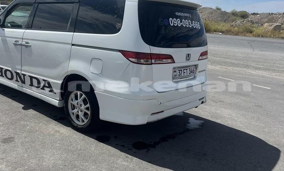 Buy Used Honda Elysion White Car in Armavir in Armavir