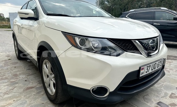 Buy Used Nissan Rogue White Car in Yerevan in Yerevan Buy Used Nissan Rogue White Car in Yerevan in Yerevan
