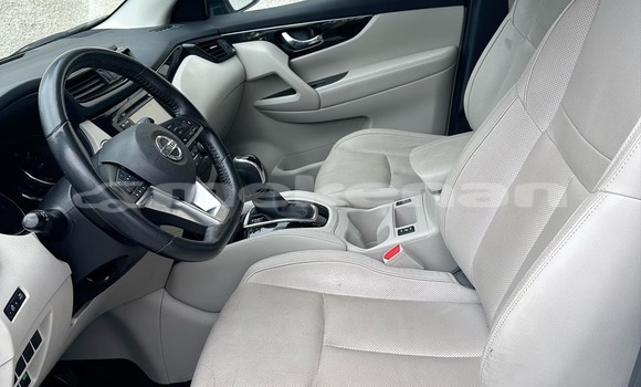 Buy Used Nissan Rogue White Car in Yerevan in Yerevan Buy Used Nissan Rogue White Car in Yerevan in Yerevan