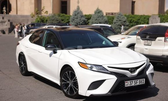 Buy Used Toyota Camry White Car in Yerevan in Yerevan
