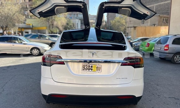 Buy Used Toyota Mark X White Car in Yerevan in Yerevan Buy Used Toyota Mark X White Car in Yerevan in Yerevan