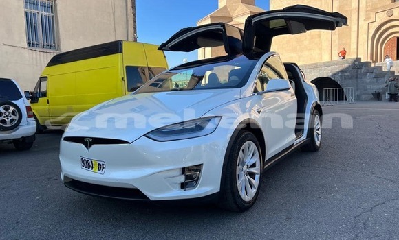 Buy Used Toyota Mark X White Car in Yerevan in Yerevan Buy Used Toyota Mark X White Car in Yerevan in Yerevan