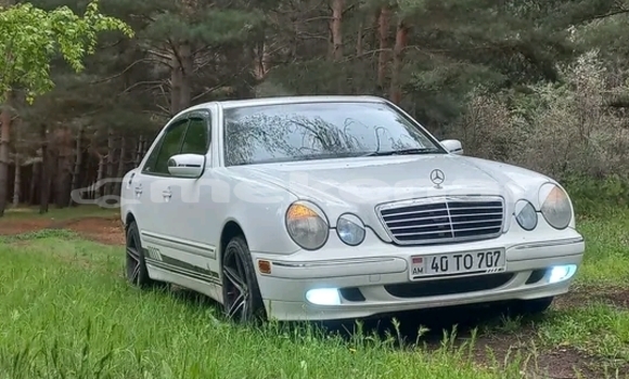 Buy Used FORD MUSTANG White Car in Armavir in Armavir