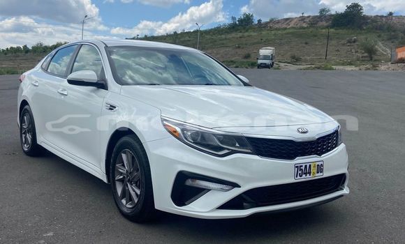 Buy Used Kia Optima White Car in Artashat in Ararat Buy Used Kia Optima White Car in Artashat in Ararat
