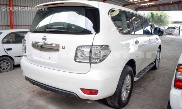 Buy Import Nissan Patrol White Car in Import - Dubai in Aragatsotn Buy Import Nissan Patrol White Car in Import - Dubai in Aragatsotn