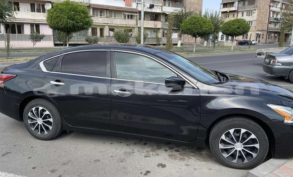 Buy Used Nissan Almera Tino Other Car in Ararat in Ararat Buy Used Nissan Almera Tino Other Car in Ararat in Ararat