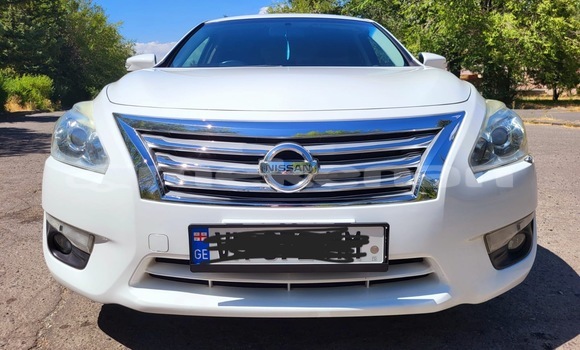 Buy Used Nissan Teana White Car in Yerevan in Yerevan Buy Used Nissan Teana White Car in Yerevan in Yerevan