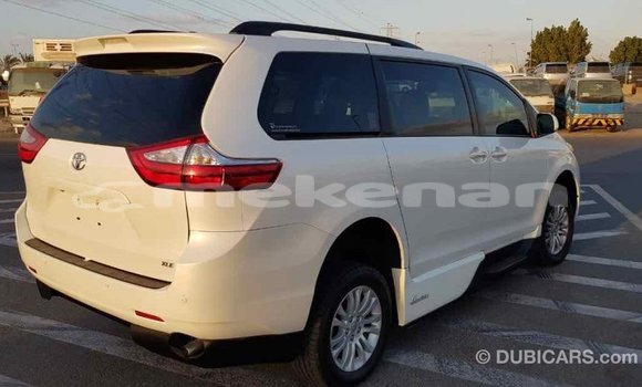 Buy Import Toyota Sienna White Car in Import - Dubai in Aragatsotn Buy Import Toyota Sienna White Car in Import - Dubai in Aragatsotn