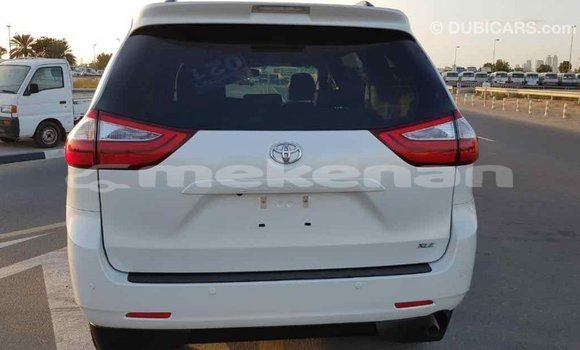 Buy Import Toyota Sienna White Car in Import - Dubai in Aragatsotn Buy Import Toyota Sienna White Car in Import - Dubai in Aragatsotn