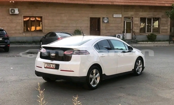 Buy Used Chevrolet Volt White Car in Ararat in Ararat Buy Used Chevrolet Volt White Car in Ararat in Ararat