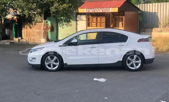 Buy Used Chevrolet Volt White Car in Ararat in Ararat Buy Used Chevrolet Volt White Car in Ararat in Ararat
