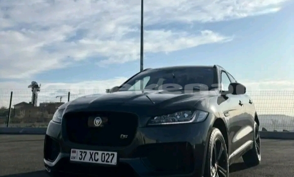 Buy Used Jeep Liberty Black Car in Hrazdan in Kotaik